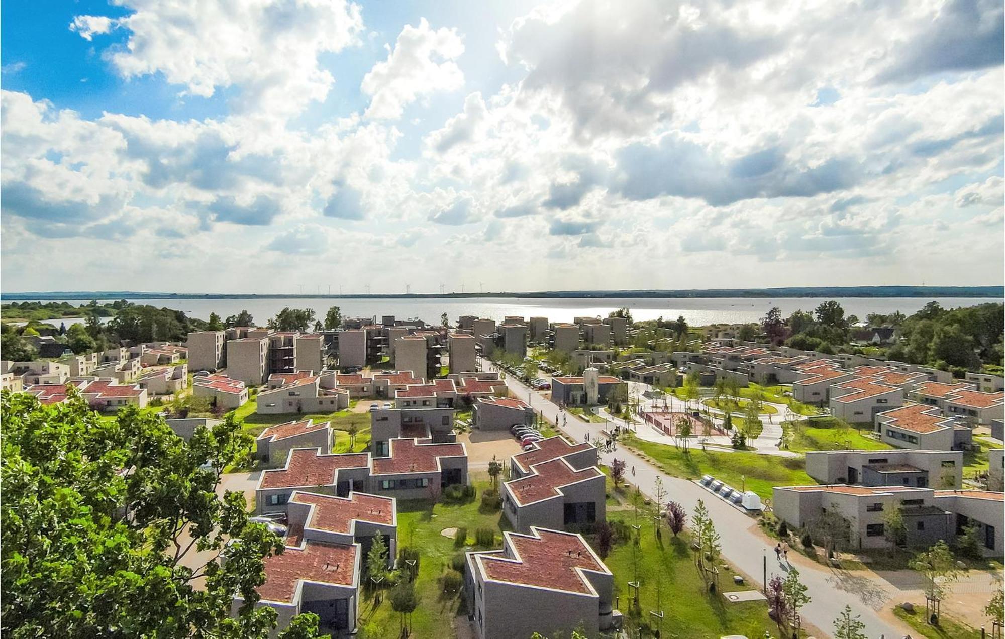 2 Bedroom Awesome Home In Lembruch-Duemmer See Exterior photo